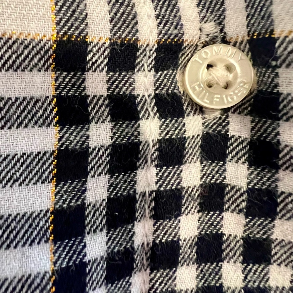 Tommy Hilfiger Plaid Flannel Metallic Stitch Button Down Logo Black White - Picture 12 of 14